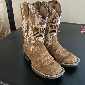 Ariat Boys size 11 boots